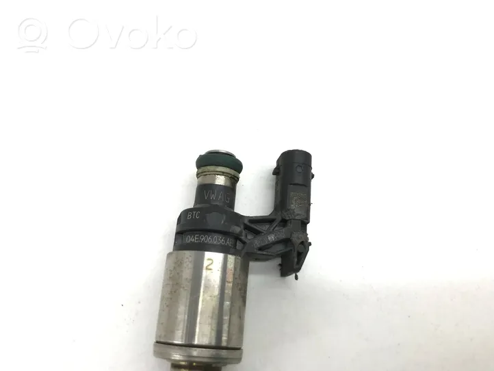 Volkswagen Golf VII Fuel injector 04E906036AE