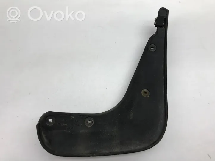 Volkswagen Golf V Parafango anteriore 5M0075112