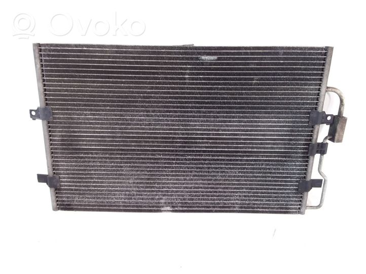 Peugeot 806 Radiateur condenseur de climatisation 