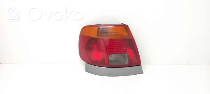 Audi A4 S4 B5 8D Luci posteriori 8D0945095A