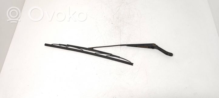 Honda Civic III Front wiper blade arm 