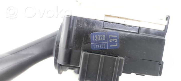 Toyota Corolla Verso E121 Indicator stalk 13020