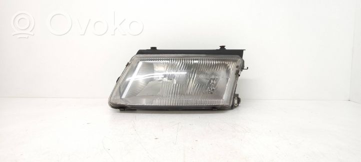 Volkswagen PASSAT B5 Lampa przednia 14742500