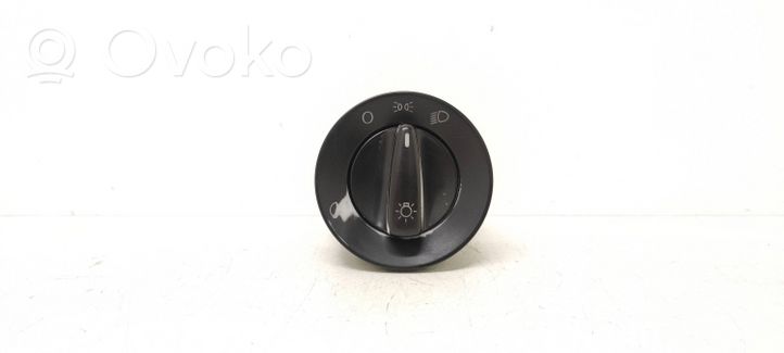 Skoda Octavia Mk1 (1U) Light switch 3B0941531B