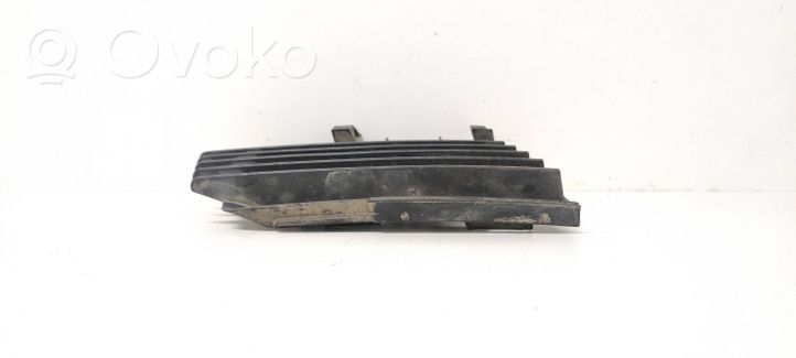 Opel Vectra C Etupuskurin alempi jäähdytinsäleikkö 09186128