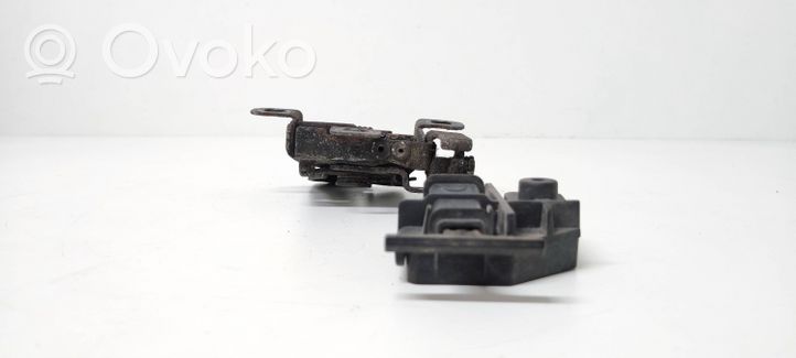 Fiat Stilo Serrure de capot 46806405