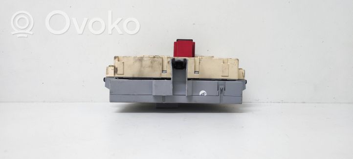 Fiat Stilo Ramka / Moduł bezpieczników 46797600