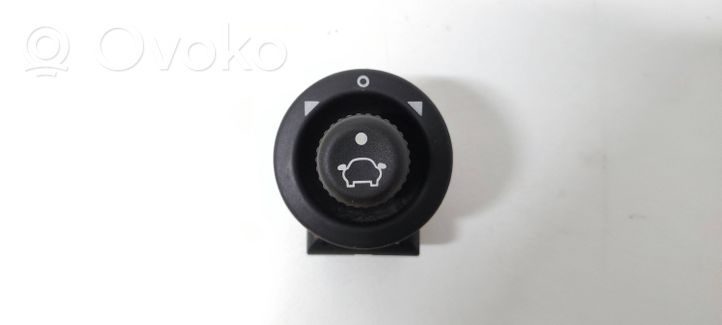 Ford Focus Przycisk regulacji lusterek bocznych 93BG17B676BA