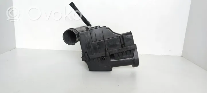 Volkswagen PASSAT B6 Scatola del filtro dell’aria 3C0129607A