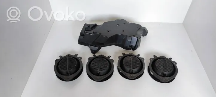 Audi A3 S3 8P Audio system kit 8P4035382B