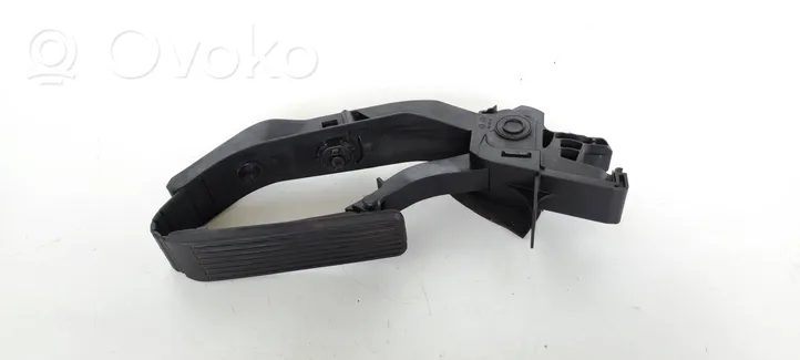 Mercedes-Benz E W211 Pedal del acelerador A2113000404