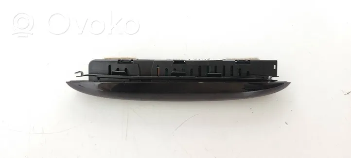 Mercedes-Benz E W211 Parking PDC sensor display screen A0015421923