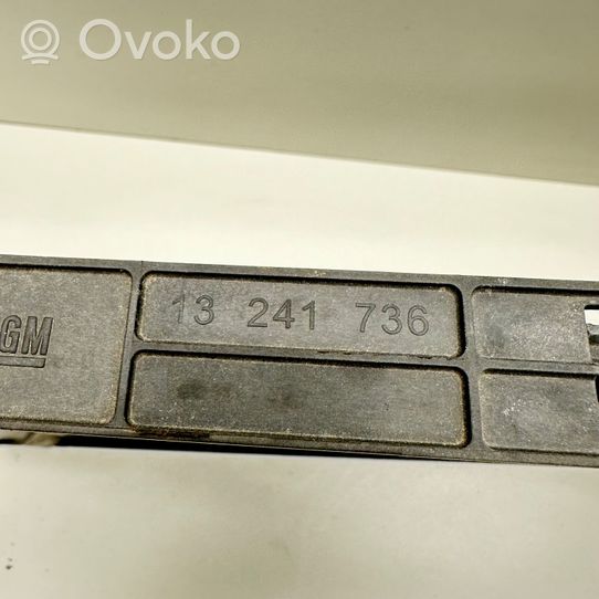 Opel Insignia A Radiador de refrigeración del A/C (condensador) 13241736