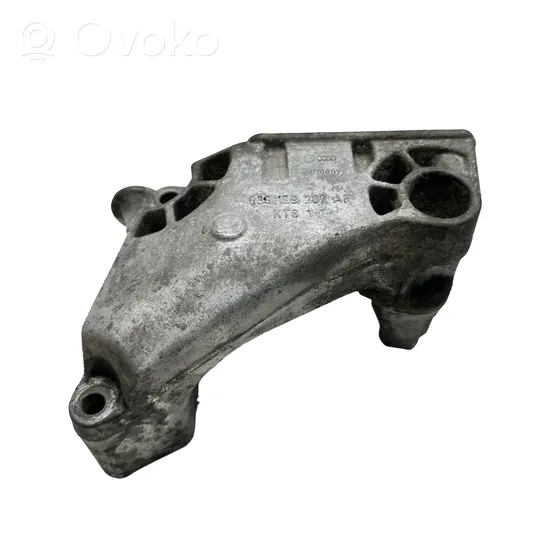 Volkswagen Transporter - Caravelle T5 Engine mounting bracket 038199207AF