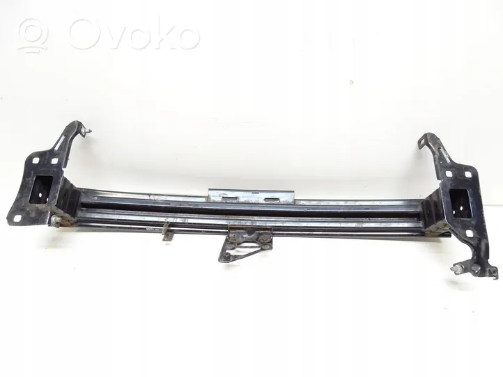 Skoda Fabia Mk3 (NJ) Traversa di supporto paraurti anteriore 6V0807581