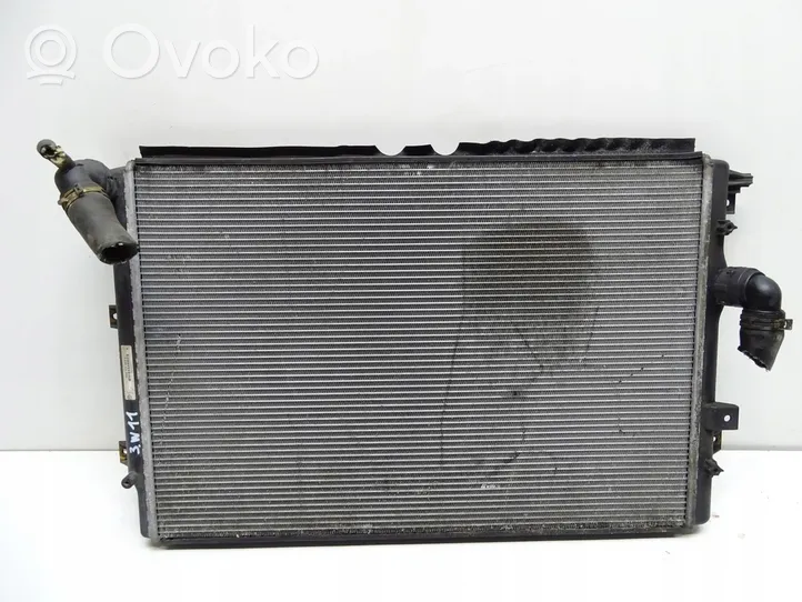 Volkswagen Tiguan Radiateur de refroidissement 5N0121253L