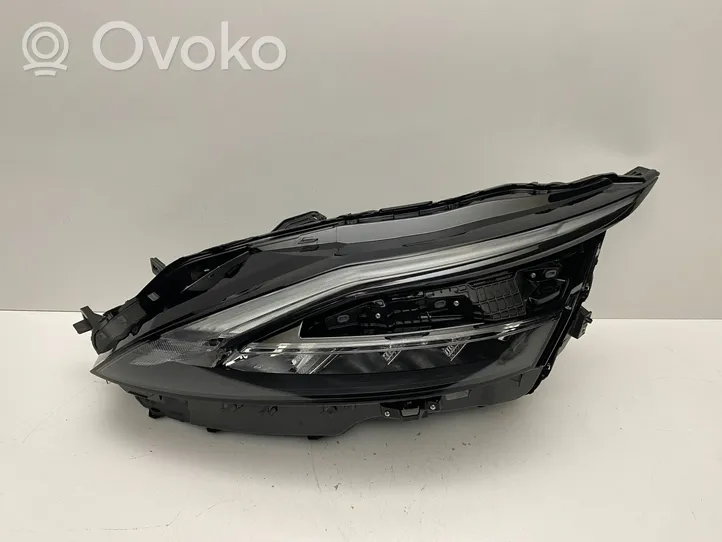 Nissan Qashqai J12 Lampa przednia 1008D02G