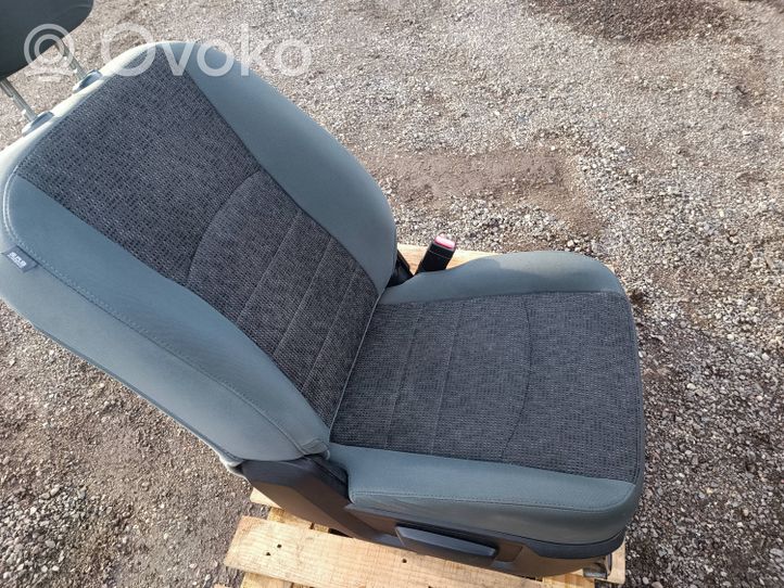 Dodge RAM Front passenger seat 