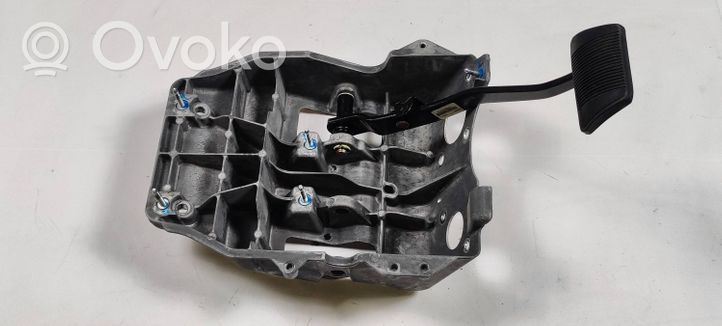 Dodge RAM Brake pedal P52122405AC