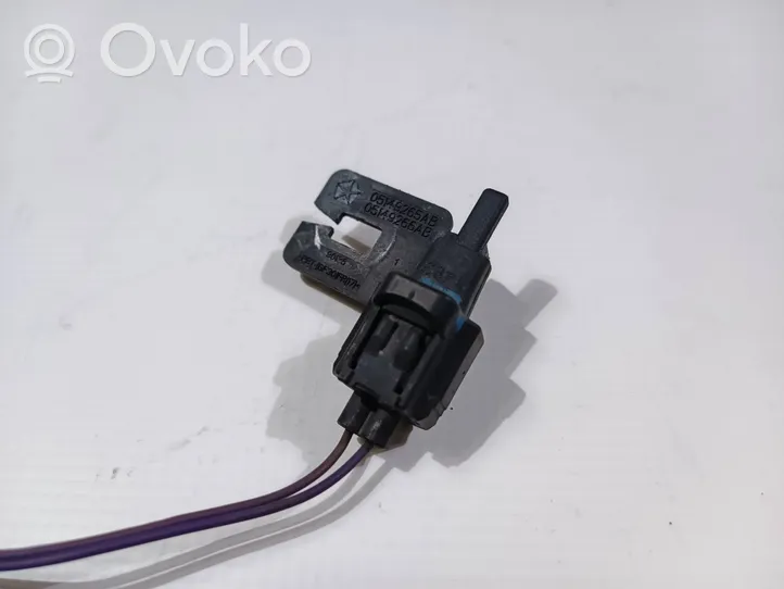 Dodge Durango Outside/external air temperature sensor 05149265