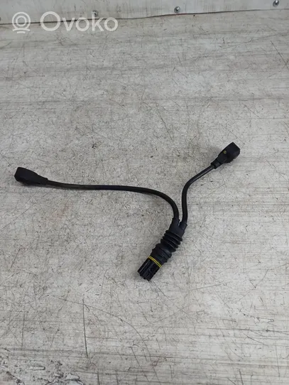 BMW 5 E39 Detonation knock sensor 1703276