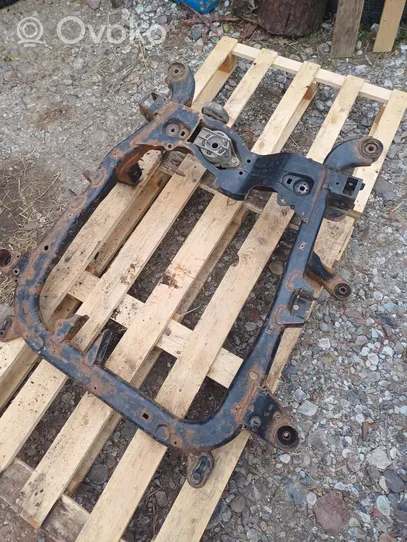 Opel Astra H Front subframe 