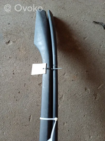 Opel Zafira A Roof bar rail 