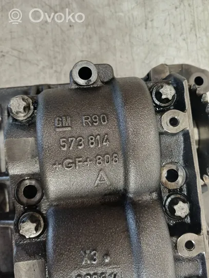 Saab 9-3 Ver2 Pompa olejowa 24435753