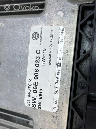 Volkswagen Touareg II Unité de commande, module ECU de moteur 