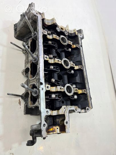 Volkswagen Touareg II Engine head 