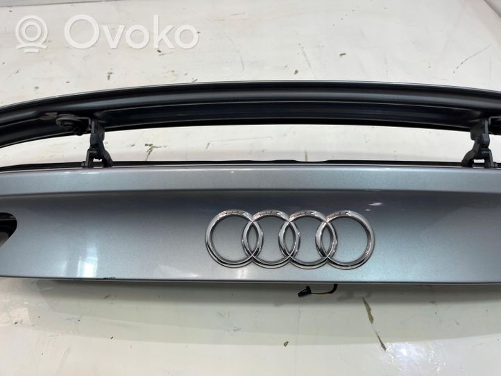 Audi A7 S7 4G Takaluukun/tavaratilan luukun ulkokahva 