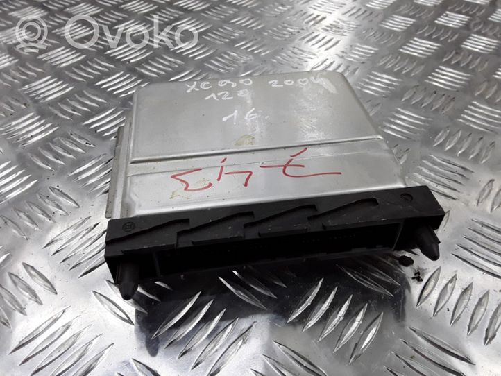 Volvo XC90 Calculateur moteur ECU 0281011078