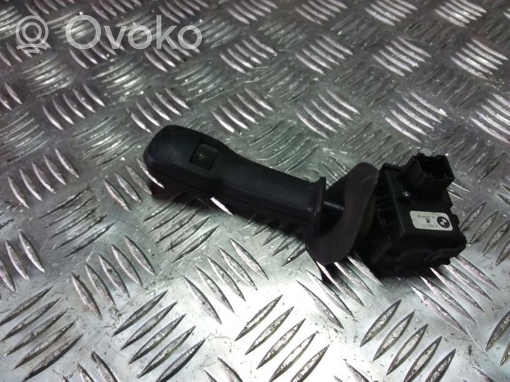 BMW 5 E39 Wiper control stalk 8352171