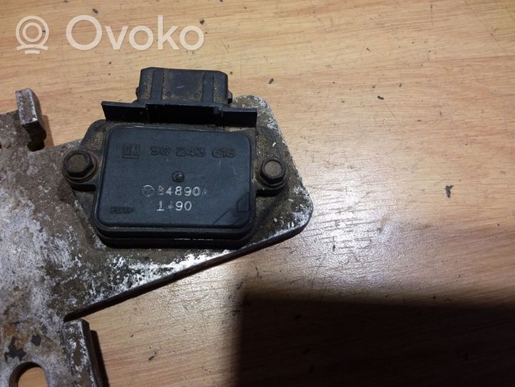 Opel Vectra B Sytytyksen vahvistimen ohjainlaite 90243618