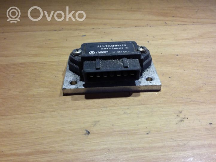 Audi 100 200 5000 C3 Amplificatore centralina di accensione 211905351C