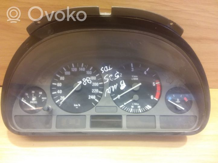 BMW 5 E39 Compteur de vitesse tableau de bord 62118375898