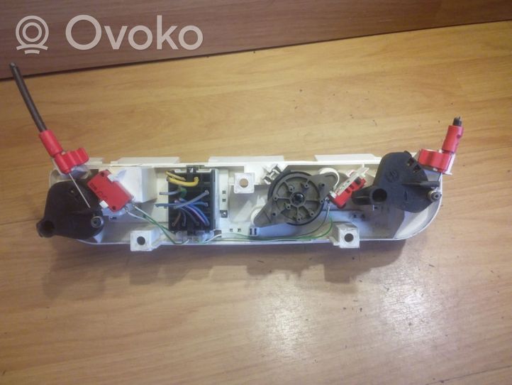 Opel Omega B1 Climate control unit 90564092