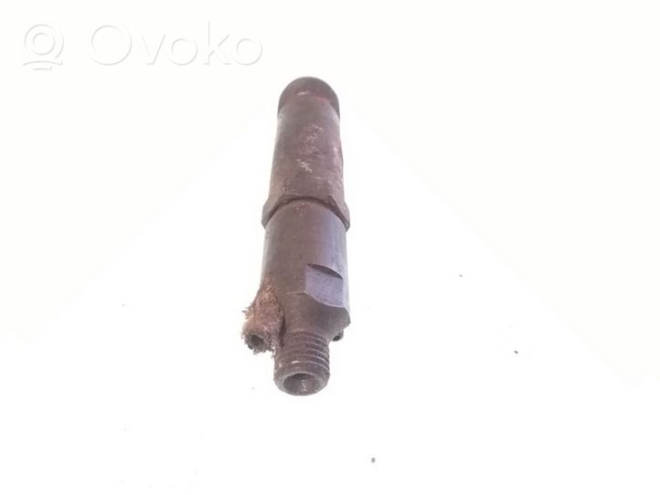 Mercedes-Benz C W202 Injecteur de carburant 0000101051