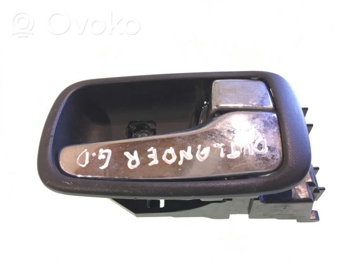 Mitsubishi Outlander Rear door interior handle 