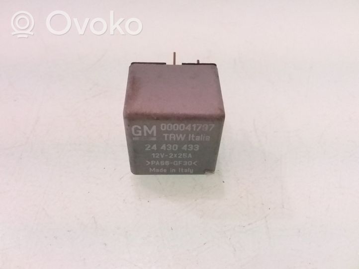Opel Meriva A Other relay 000041797