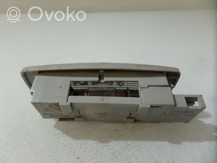 Volkswagen PASSAT B5 Interior lighting switch 3B0947291