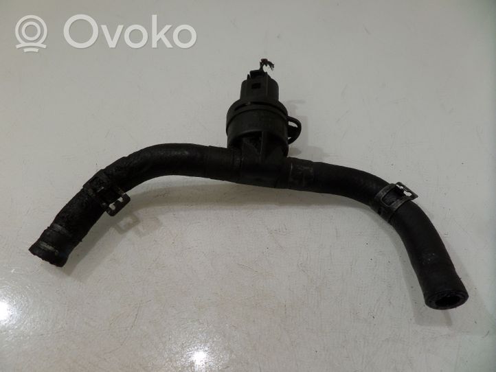 Volkswagen Touran I Fuel temperature sensor 038906081B