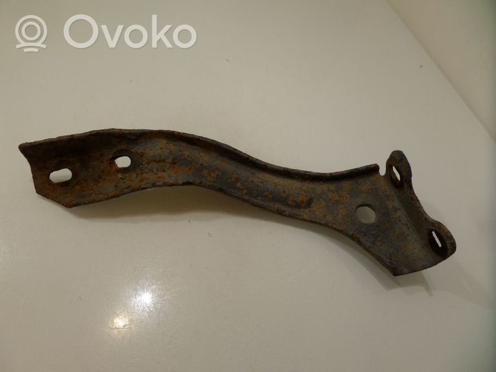 Mitsubishi L200 Rear bumper mounting bracket 