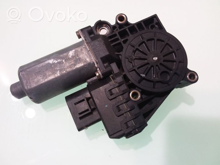 Audi A6 S6 C4 4A Motorino alzacristalli della portiera anteriore 0536001401