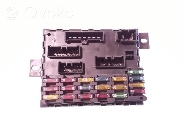 Lancia Lybra Module de fusibles 46776086