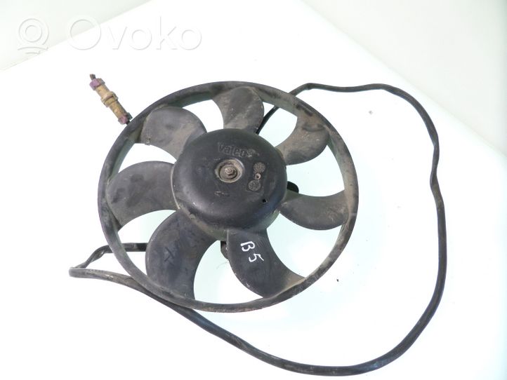 Volkswagen PASSAT B5 Ventilatore di raffreddamento elettrico del radiatore 8D0959455CD