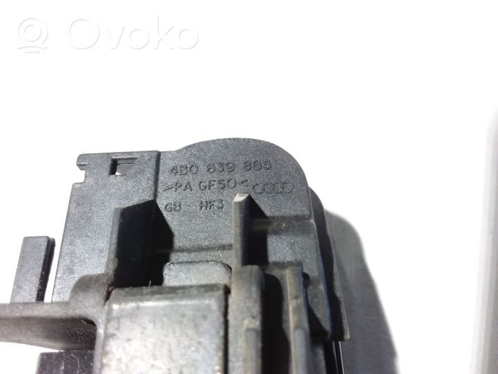 Audi A3 S3 A3 Sportback 8P Takaoven ulkokahva 4B0839885