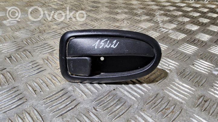 Hyundai Matrix Front door interior handle 8262017010