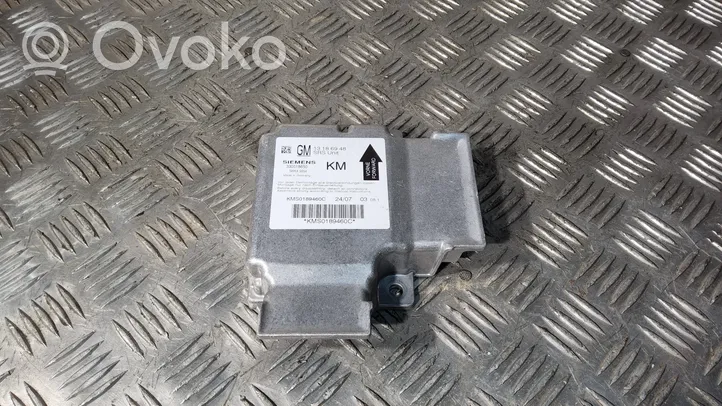 Opel Vectra C Sterownik / Moduł Airbag 330518650