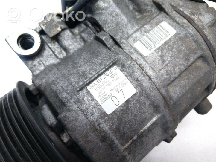 Mercedes-Benz SLK R171 Ilmastointilaitteen kompressorin pumppu (A/C) A0012300711